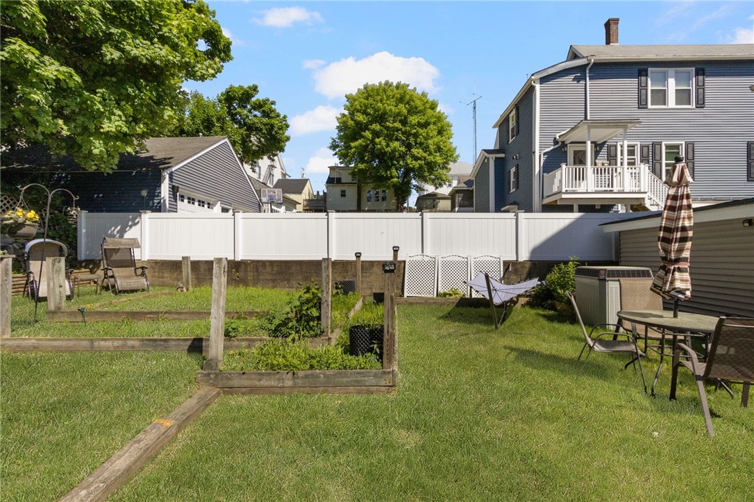 36 Pine Street Woonsocket, RI 02895 - Photo 8 of 45
