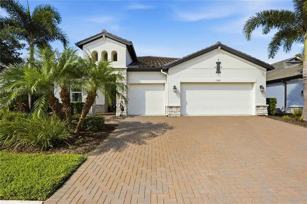 $799,900 | 11329 Montserrat Drive, Venice, FL 34293
