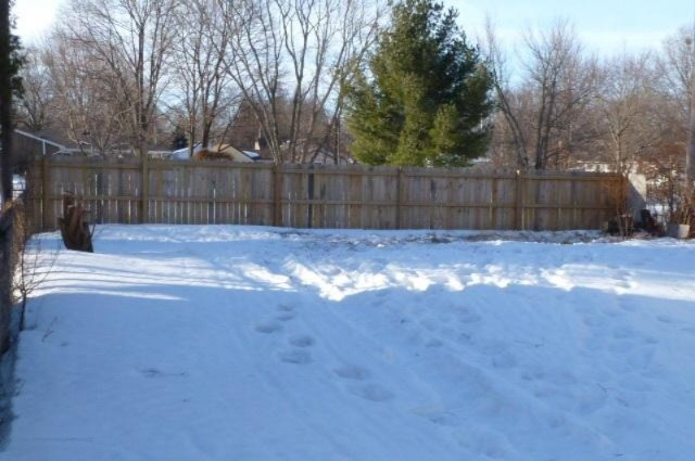 965 Post Road Muskegon, MI 49441 - Photo 3 of 15 3-Back Yard.JPG