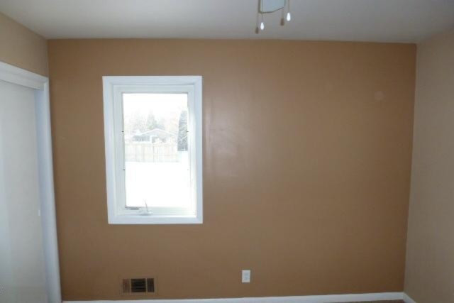 965 Post Road Muskegon, MI 49441 - Photo 8 of 15 9-Bedroom 2.JPG