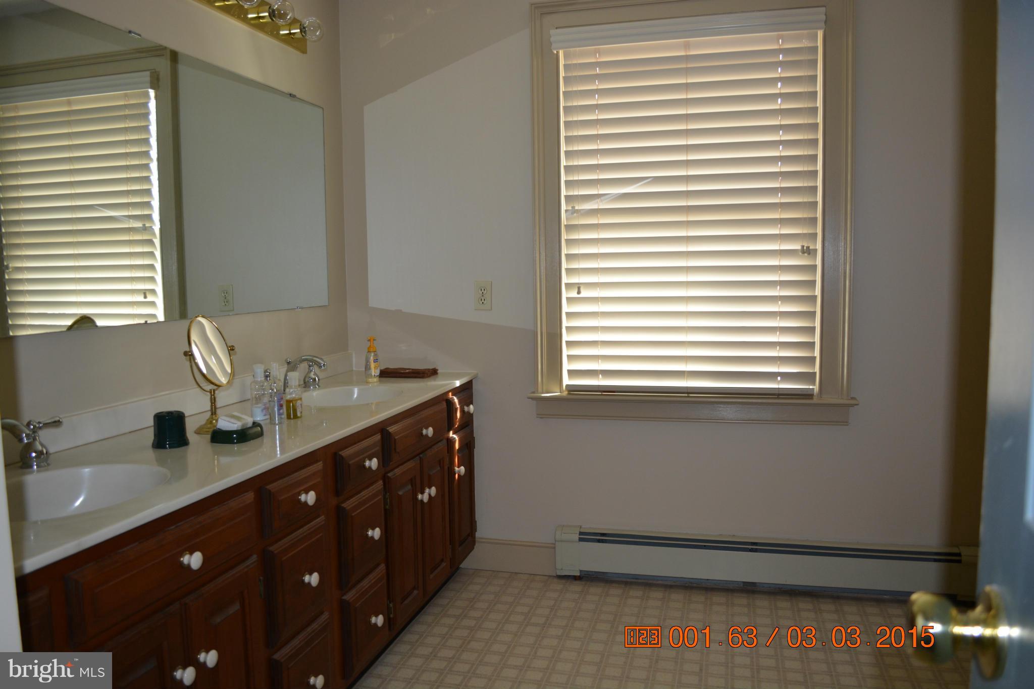 12013 St Paul Road Clear Spring, MD 21722 - Photo 19 of 25 Bath