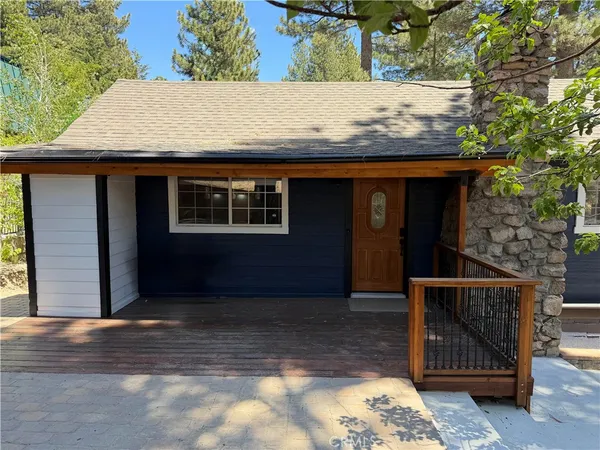 $3,000 | 691 Yukon Drive, Unit B, Green Valley Lake, CA 92341