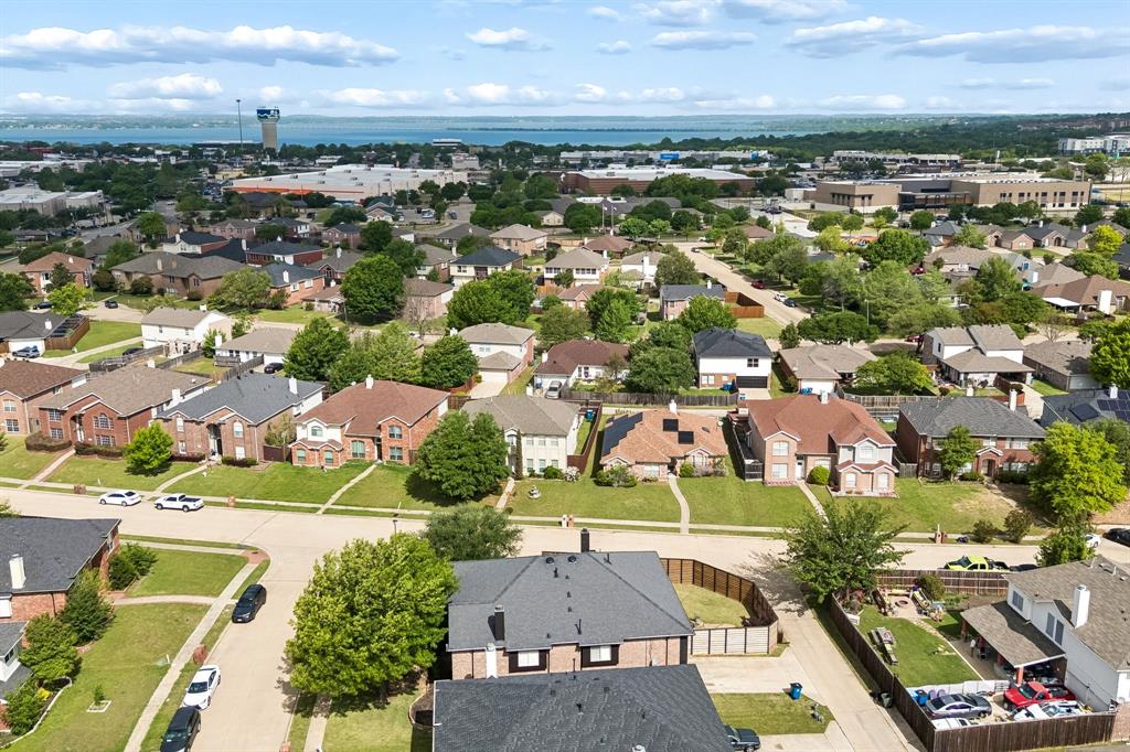 584 Pendleton Drive Rockwall, TX 75032 - Photo 26 of 28 an aerial view of residential houses with outdoor space