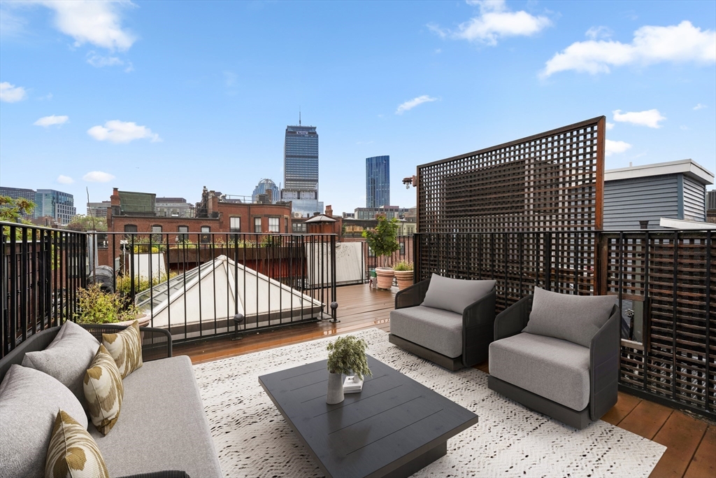 321 Beacon Street Boston, MA 02116 - Photo 19 of 22