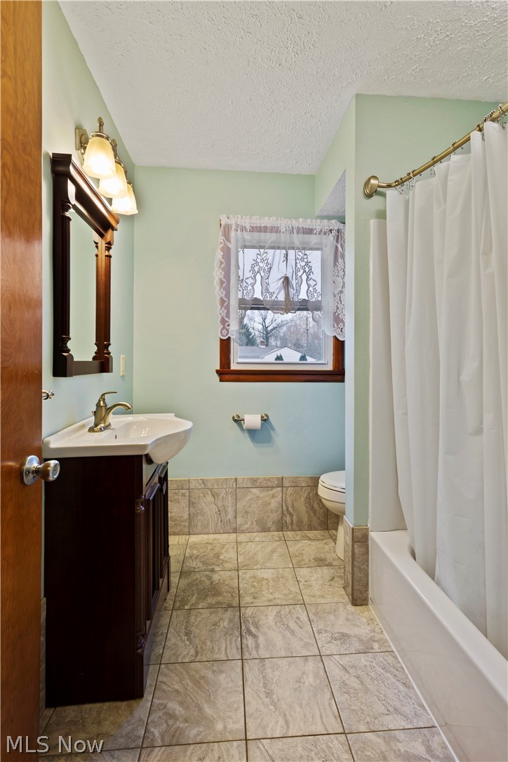 2512 Burnham Road Akron, OH 44333 - Photo 17 of 26 Gallery Image 17