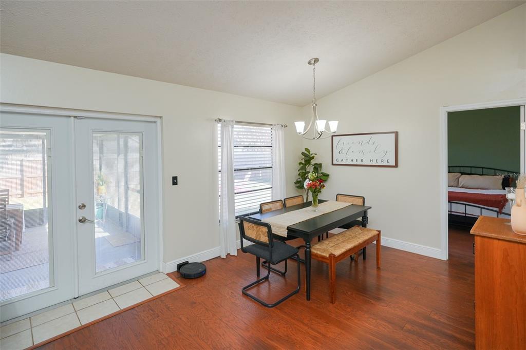 4136 Spring Way Circle Valrico, FL 33596 - Photo 15 of 64