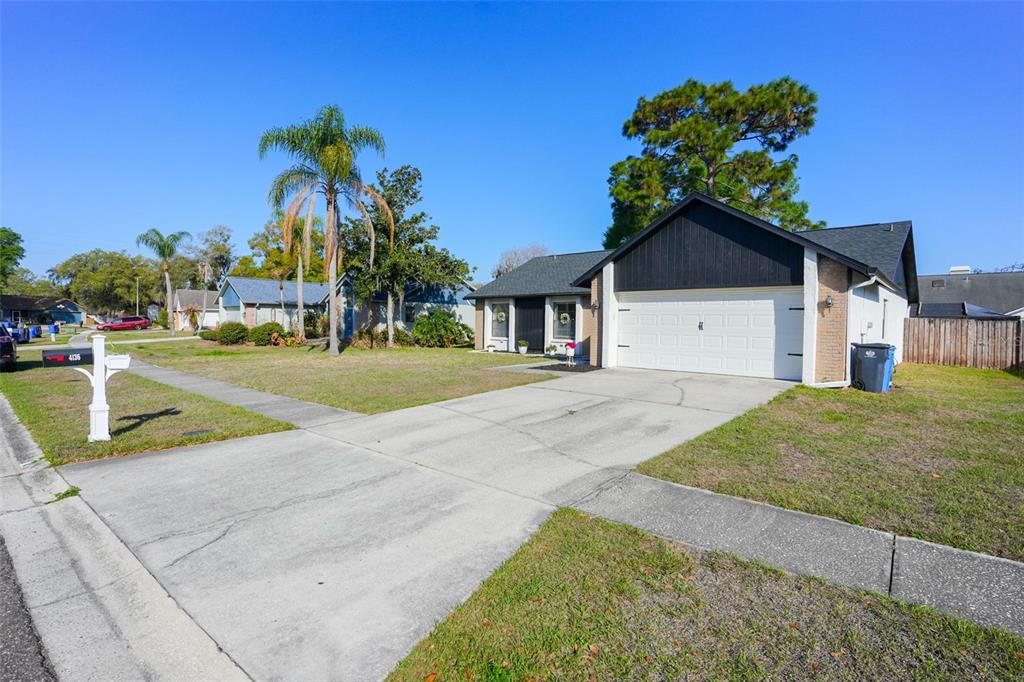 4136 Spring Way Circle Valrico, FL 33596 - Photo 2 of 64