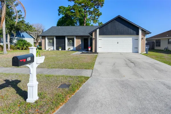 $379,000 | 4136 Spring Way Circle, Valrico, FL 33596