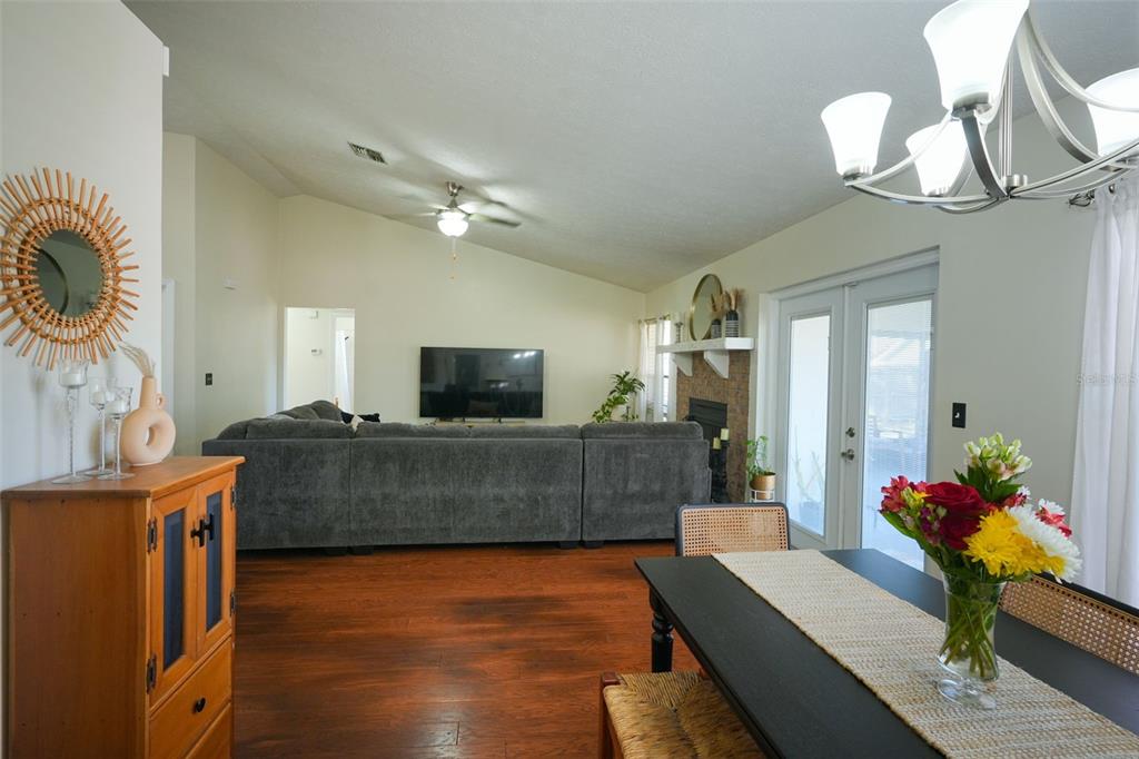 4136 Spring Way Circle Valrico, FL 33596 - Photo 35 of 64