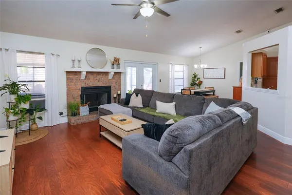 $379,000 | 4136 Spring Way Circle, Valrico, FL 33596