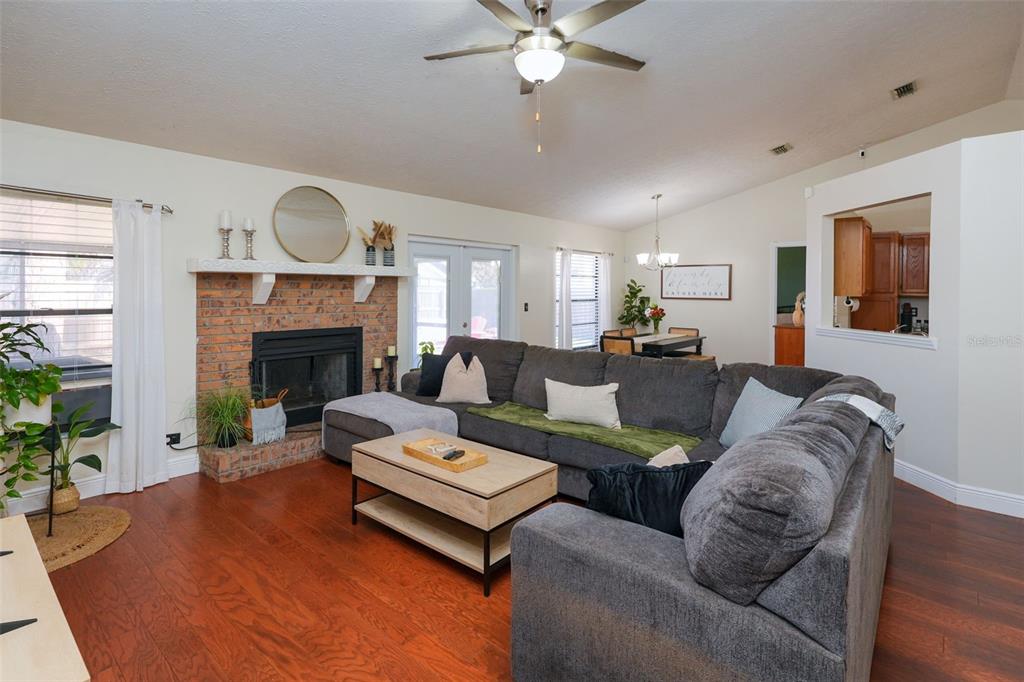 4136 Spring Way Circle Valrico, FL 33596 - Photo 42 of 64