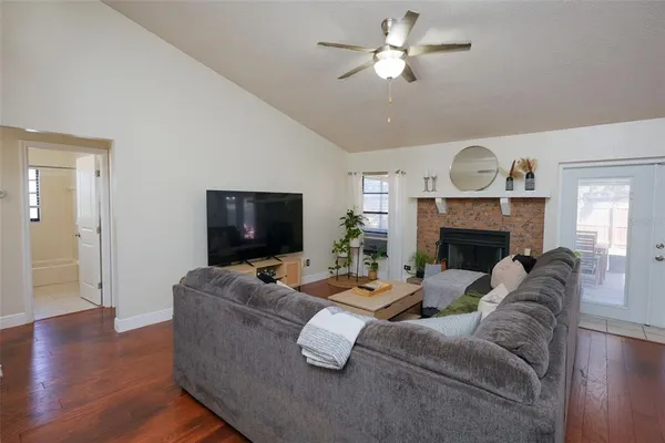 $379,000 | 4136 Spring Way Circle, Valrico, FL 33596