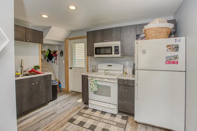 $184,900 | 811 East Maple Street, Lancaster, WI 53813