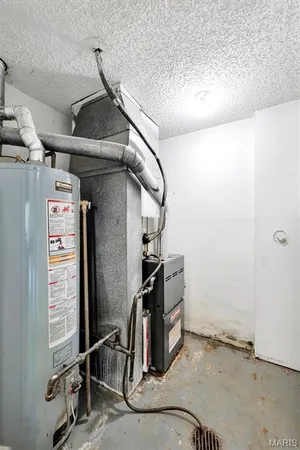 $140,000 | 21 Park Charles Boulevard South, Unit B, St. Peters, MO 63376