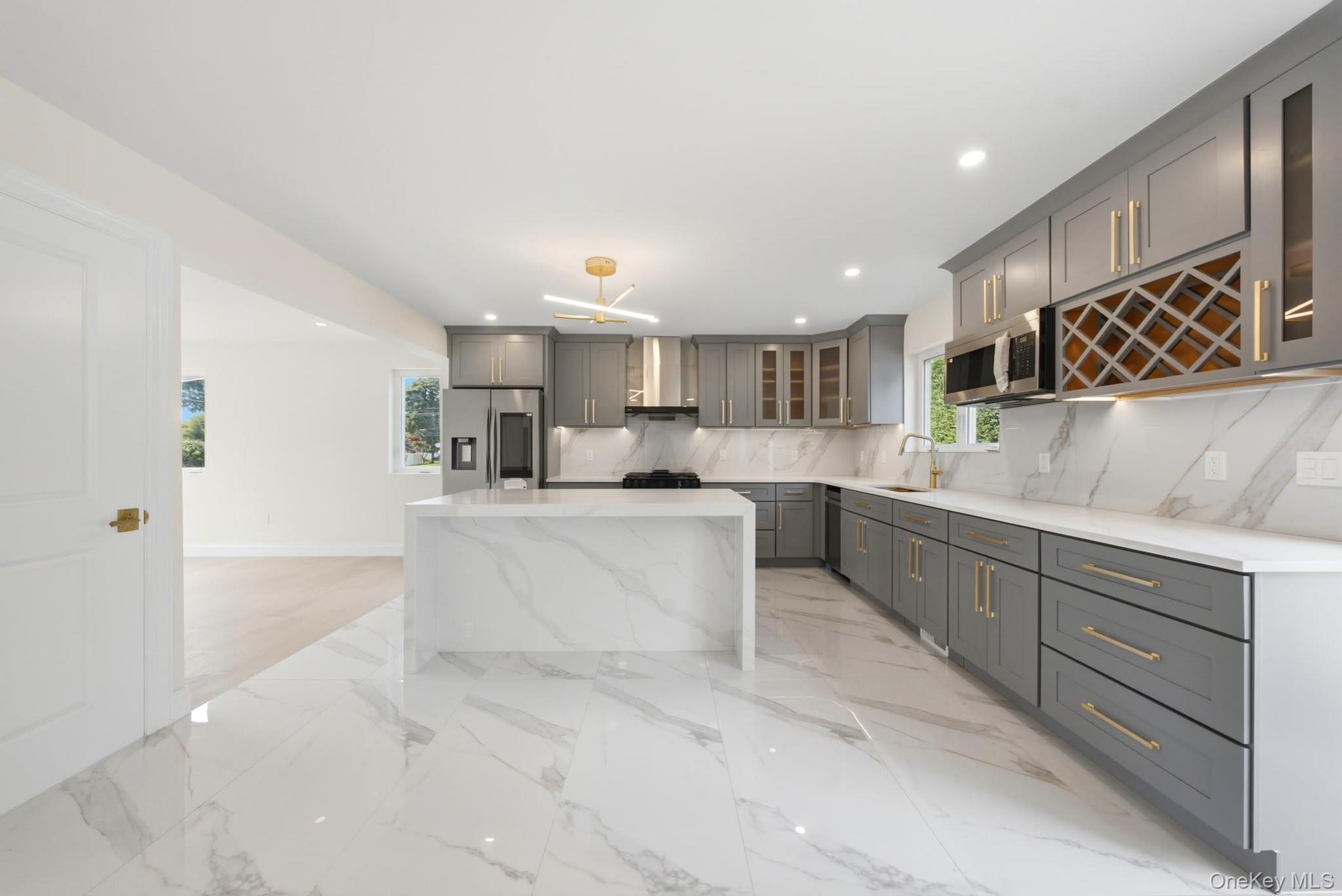 136 Udall Road West Islip, NY 11795 - Photo 14 of 36 Gallery Image 14