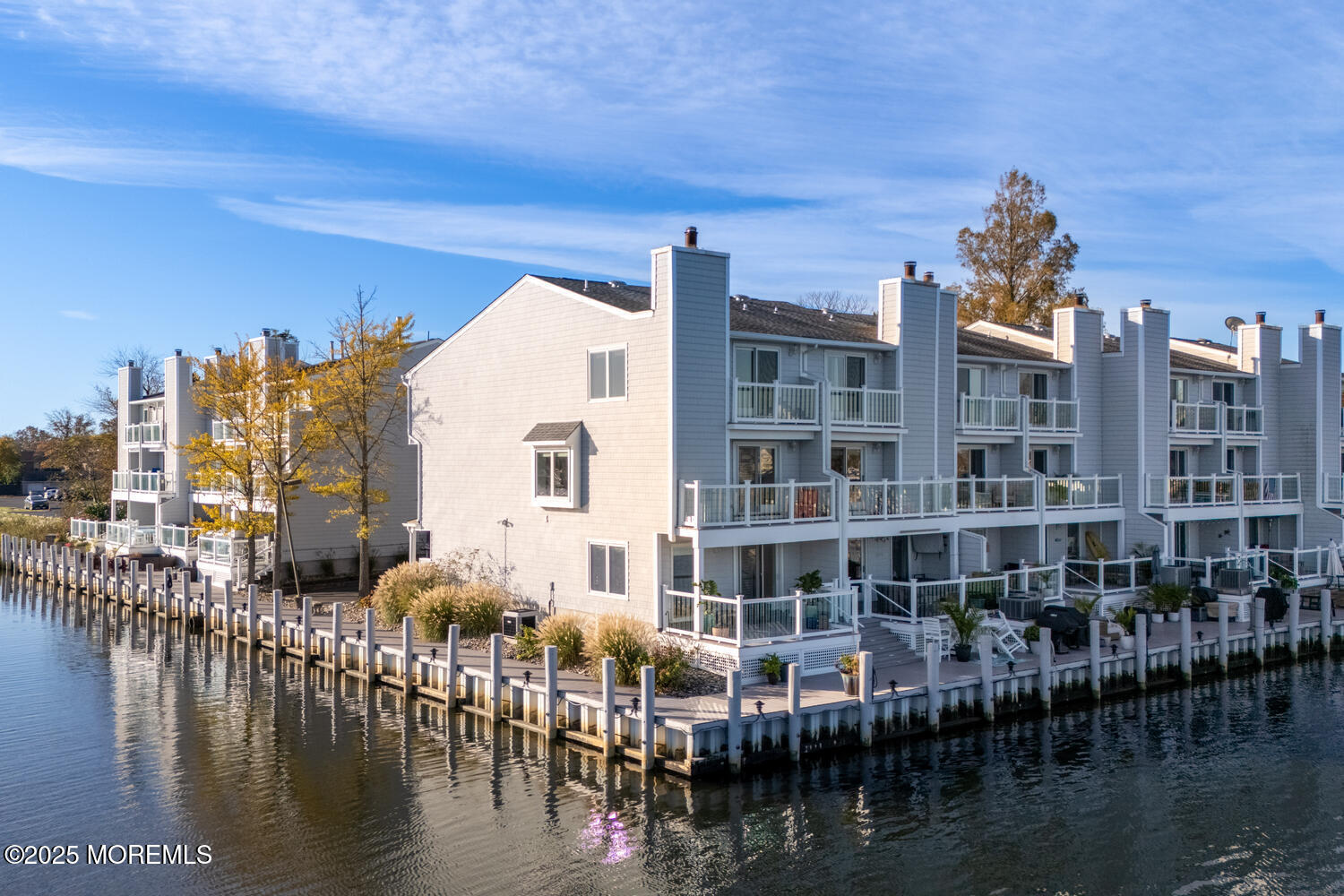 165 Riddle Ave Long Branch NJ-large-015-