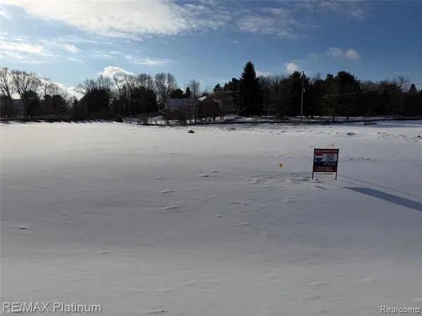 $130,000 | V/l Lot #2 Sweetheart Lane, Brighton, MI 48114