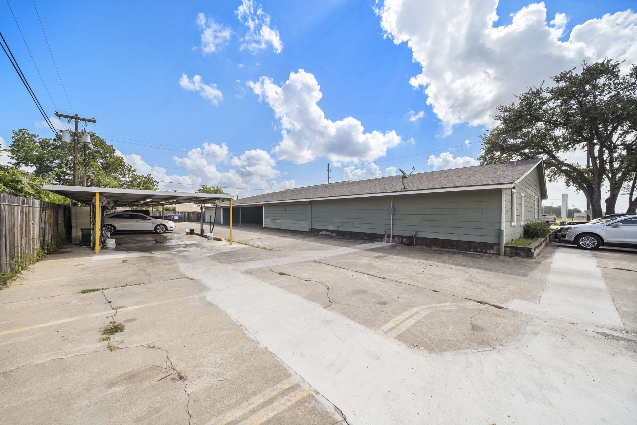 1609 North Richmond Road Wharton, TX 77488 - Photo 13 of 16