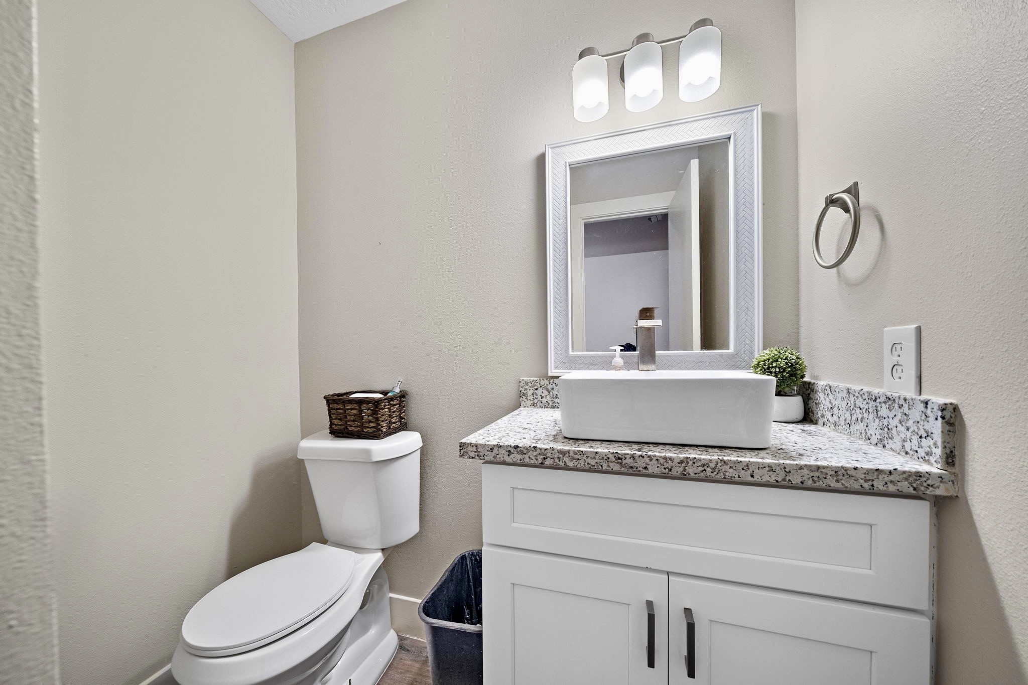 1609 North Richmond Road Wharton, TX 77488 - Photo 9 of 16