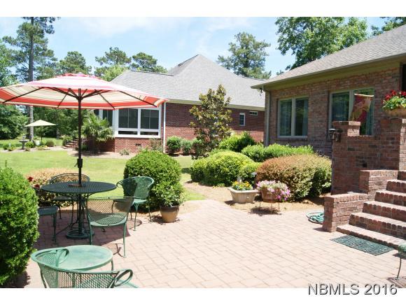 120 Mellen Road New Bern, NC 28562 - Photo 2 of 54 Gorgeous Patio!