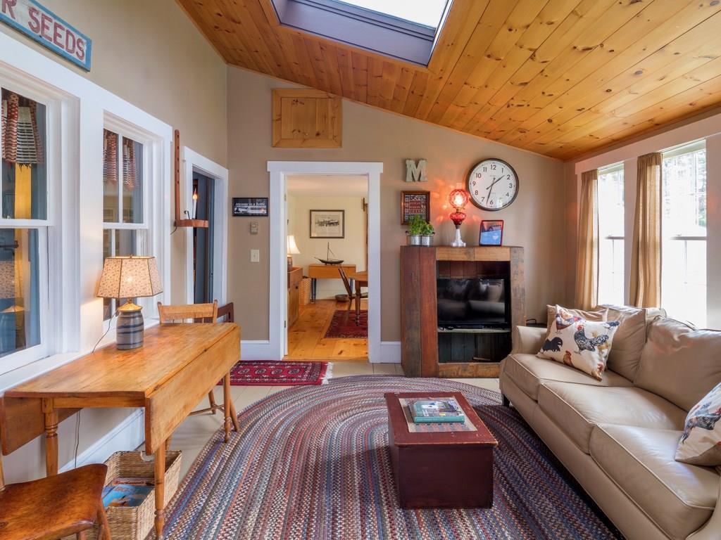 2733 Bristol Road New Harbor, ME 04554 - Photo 21 of 33 Family room looking toward dining room