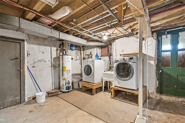 $1,800 | 5151 Carnegie Street, Pittsburgh, PA 15201