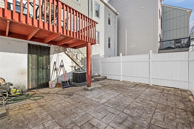 $1,800 | 5151 Carnegie Street, Pittsburgh, PA 15201