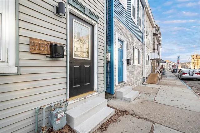 $1,800 | 5151 Carnegie Street, Pittsburgh, PA 15201