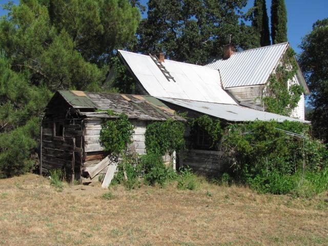 8554 Old Stage Road Central Point, OR 97502 - Photo 12 of 30 Additional Photo