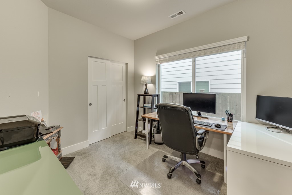 4417 214th Place Southeast Bothell, WA 98021 - Photo 13 of 25