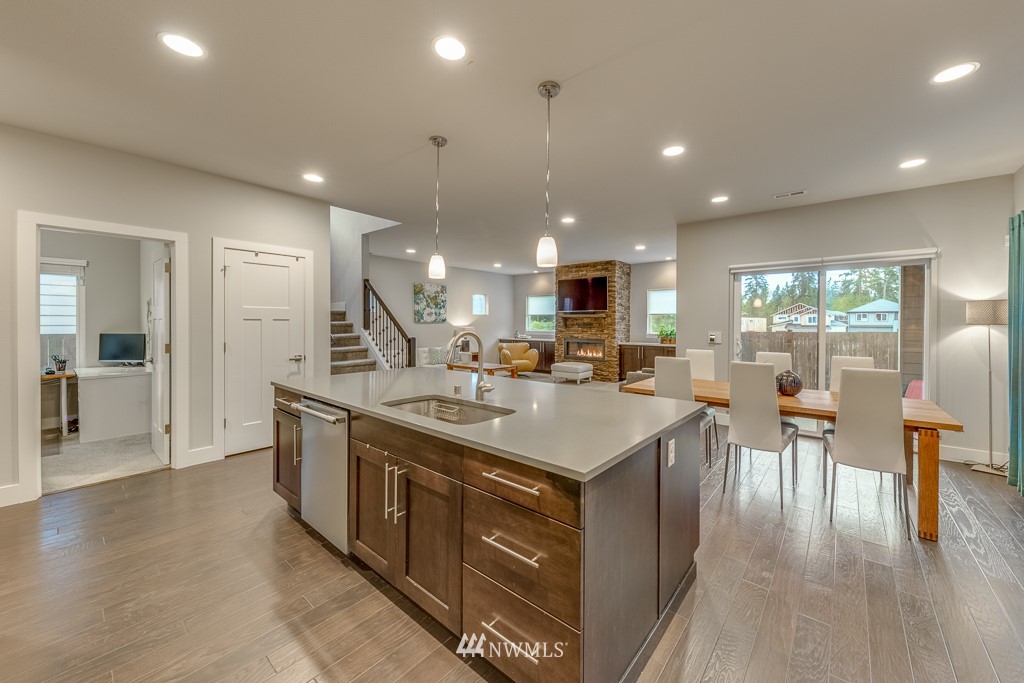 4417 214th Place Southeast Bothell, WA 98021 - Photo 5 of 25