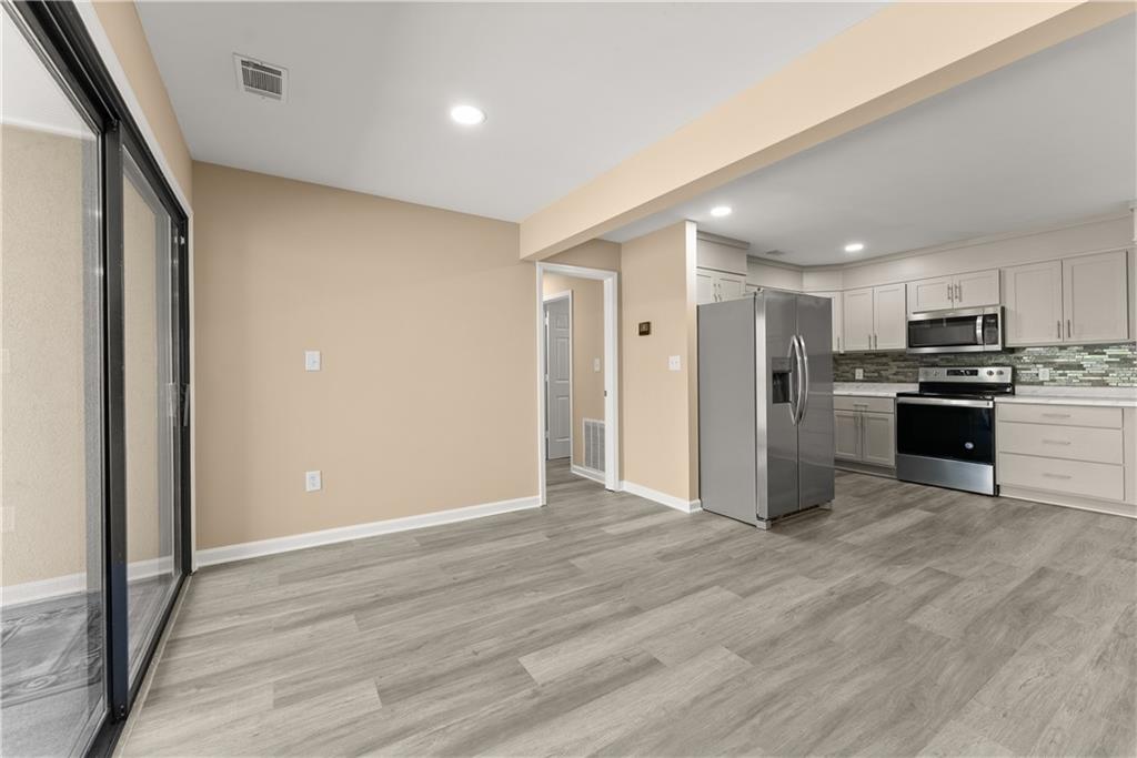 605 Candler Street, Unit C8 Gainesville, GA 30501 - Photo 9 of 31