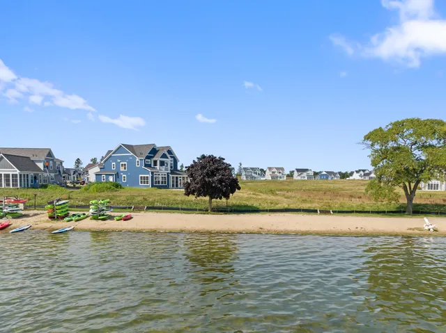 $842,990 | 2813 Launch Drive, Delavan, WI 53115