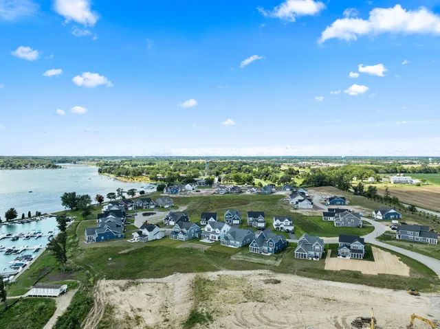 $842,990 | 2813 Launch Drive, Delavan, WI 53115