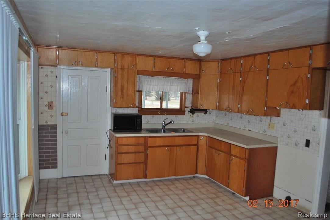 5675 Byron Road Howell, MI 48855 - Photo 18 of 32 clean (24).JPG