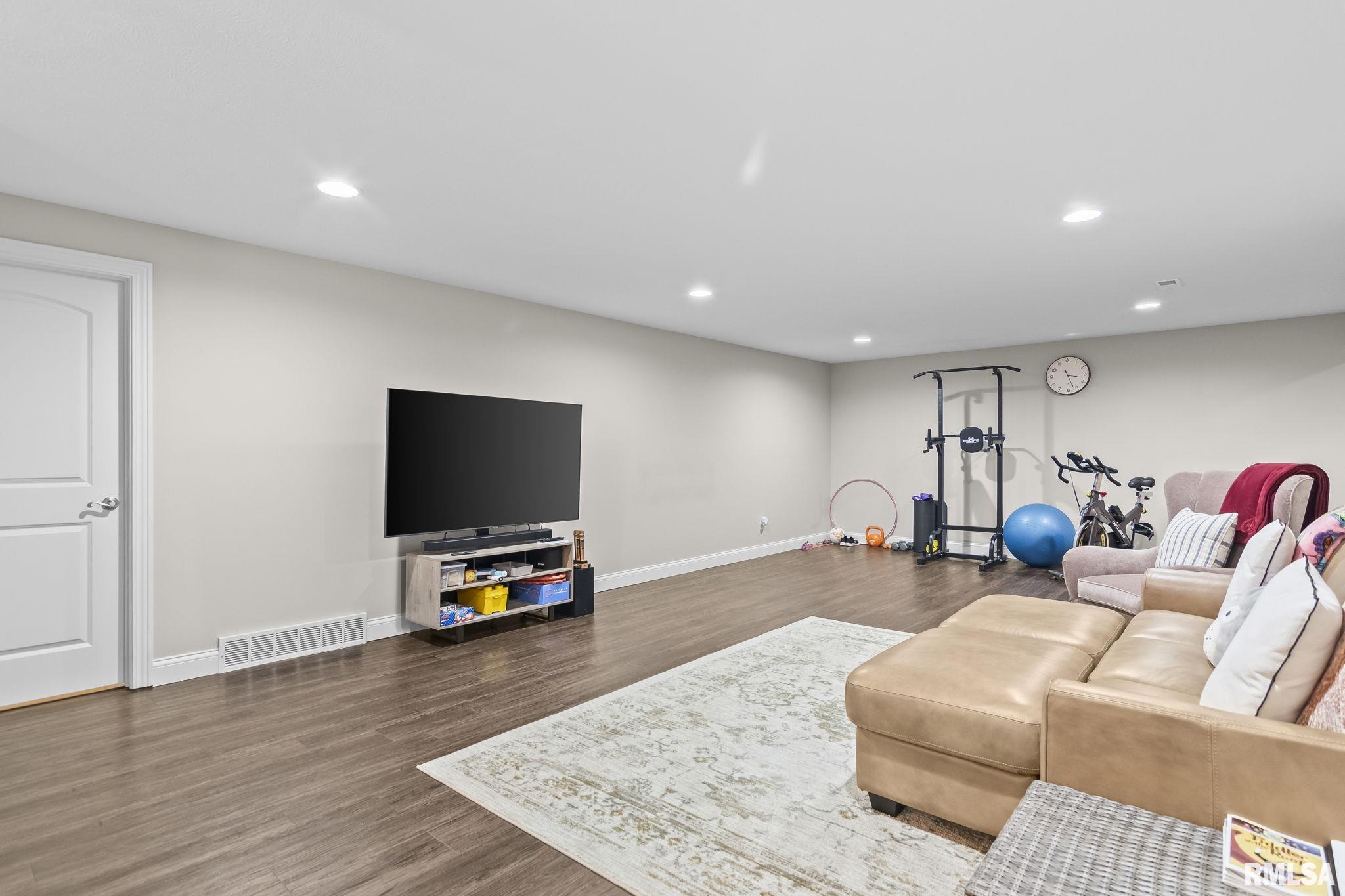 2705 Johnathan Place Springfield, IL 62711 - Photo 32 of 45 Gallery Image 32