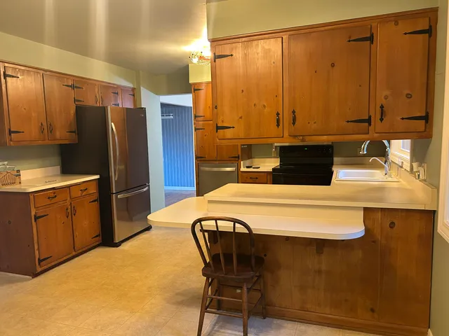 $549,000 | N35-w28682 Old North Shore Drive, Delafield, WI 53072