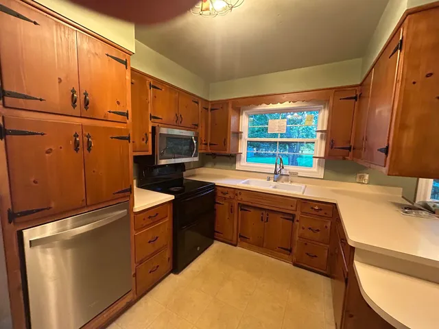 $549,000 | N35-w28682 Old North Shore Drive, Delafield, WI 53072