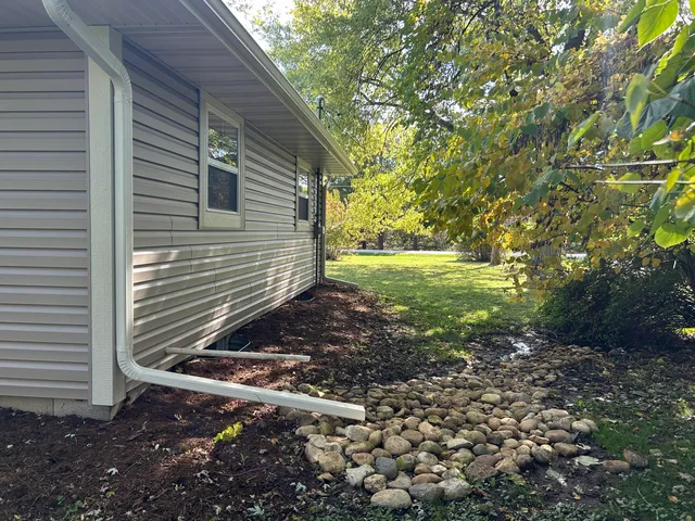 $549,000 | N35-w28682 Old North Shore Drive, Delafield, WI 53072