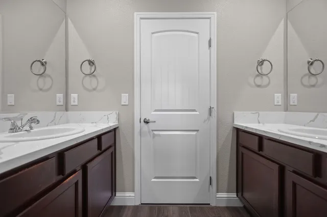 $400,000 | 866 Congaree Lane, Redding, CA 96001