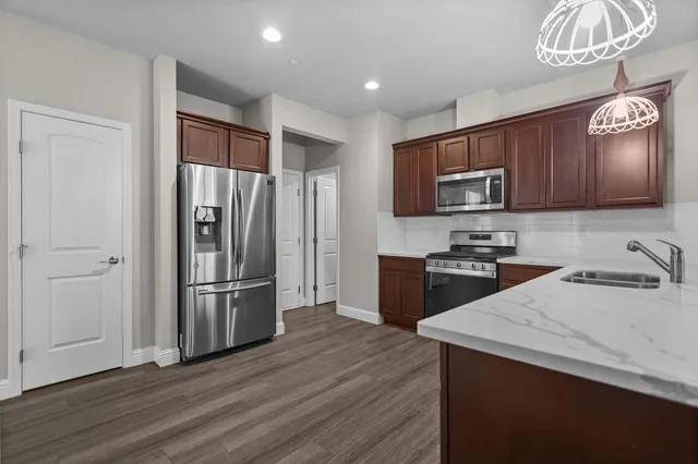 $400,000 | 866 Congaree Lane, Redding, CA 96001