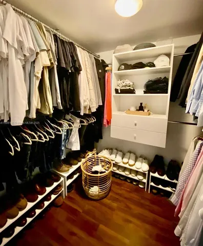 $3,200 | 2101 Brickell Avenue, Unit 2104, Miami, FL 33129