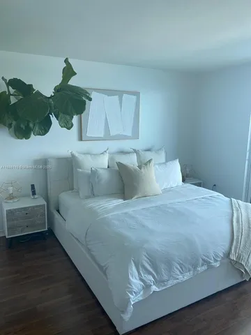 $3,200 | 2101 Brickell Avenue, Unit 2104, Miami, FL 33129