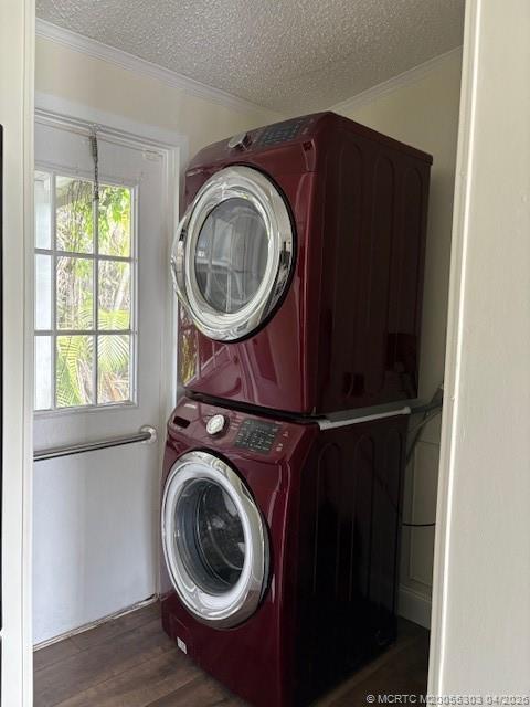410 Southwest 134th Way Davie, FL 33325 - Photo 8 of 8 a utility room with dryer and washer