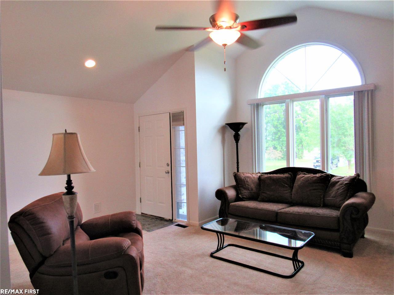 10490 Weber Road Columbus, MI 48063 - Photo 14 of 51 31328276-13.JPG
