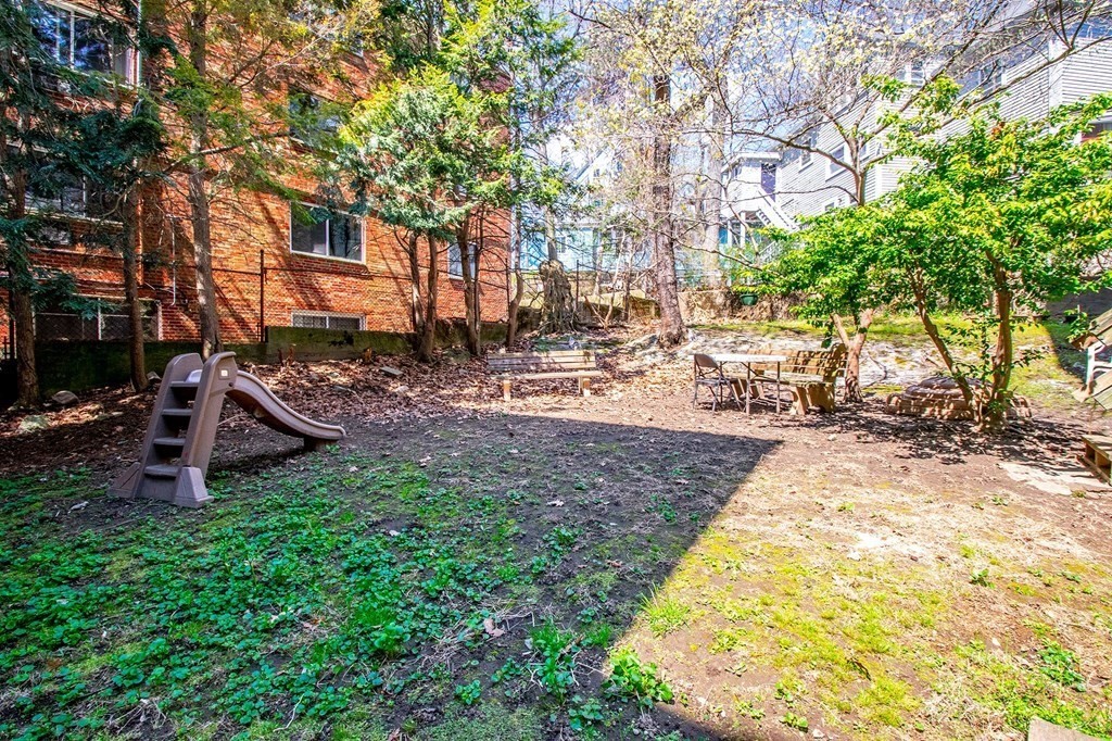 6 Lanark Road, Unit 6 Brookline, MA 02445 - Photo 20 of 23 Gallery Image 20