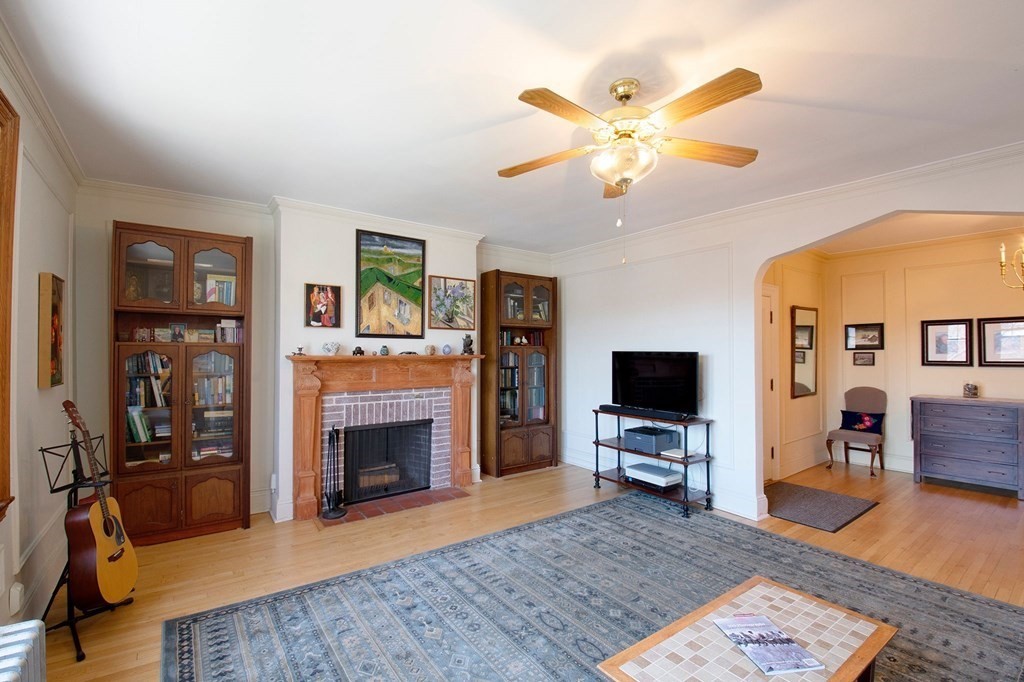 6 Lanark Road, Unit 6 Brookline, MA 02445 - Photo 3 of 23 Gallery Image 3