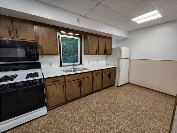 $895 | 21 Hodge Street, Unit 2, Pittsburgh, PA 15213