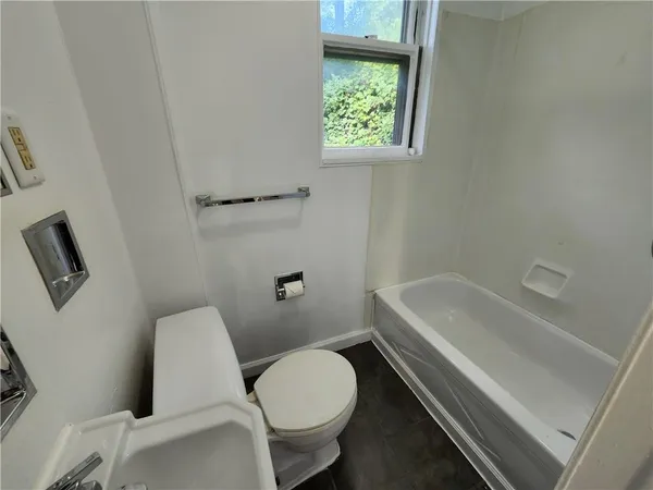 $895 | 21 Hodge Street, Unit 2, Pittsburgh, PA 15213