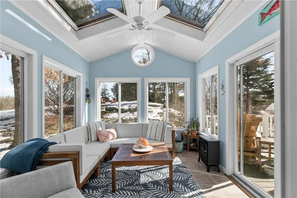 $4,000 | 60 Knollwood Circle, North Kingstown, RI 02852